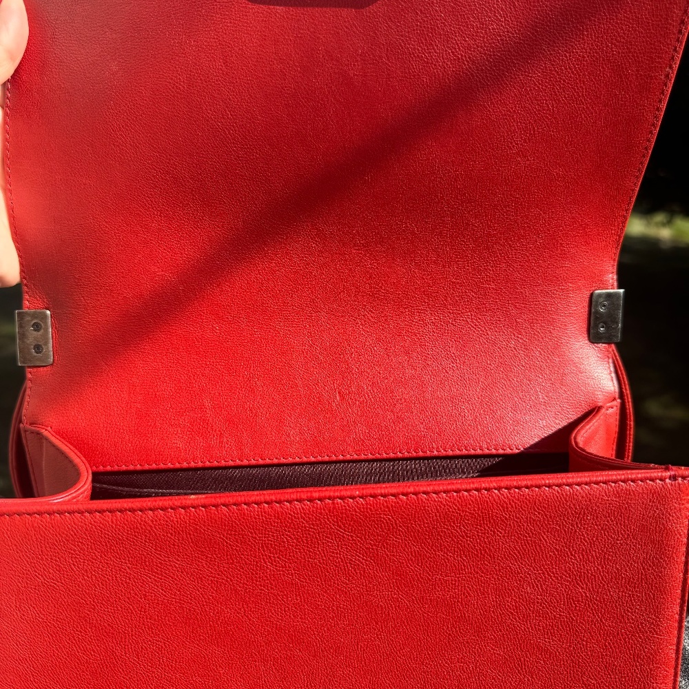 Fiery Red Caviar Leather with Ruthenium Hardware- Chanel Medium Boy Bag - Picture 7 of 10